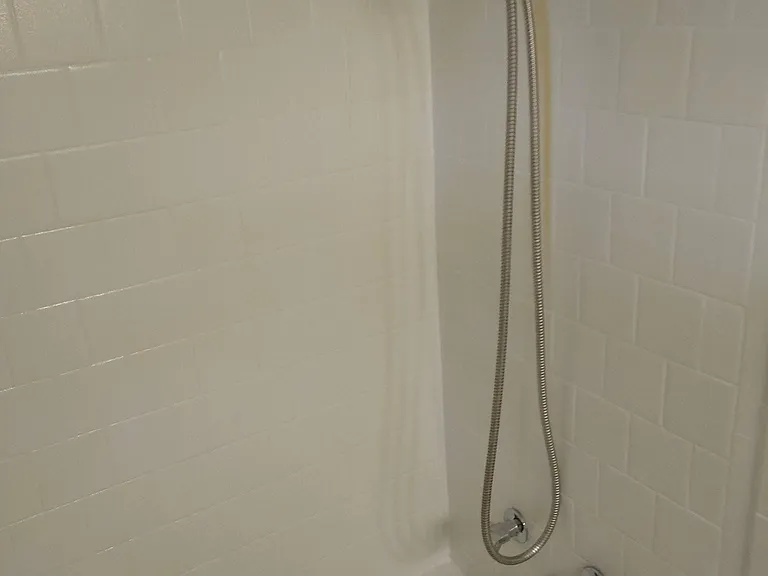 146 Ewing Pl — Photo 5