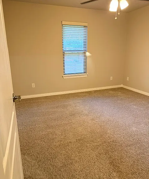 3991 Buckingham Ter — Photo 4