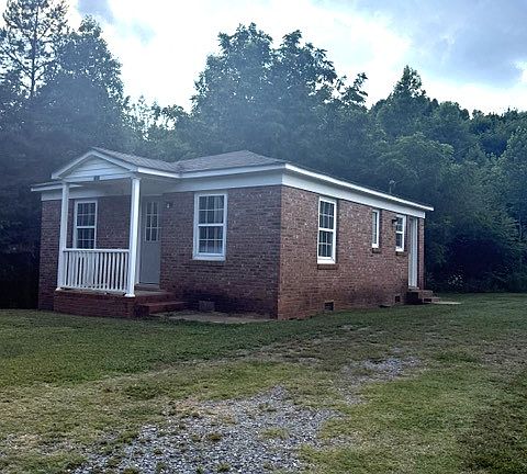 2nd image of 613 Old Williams Rd
