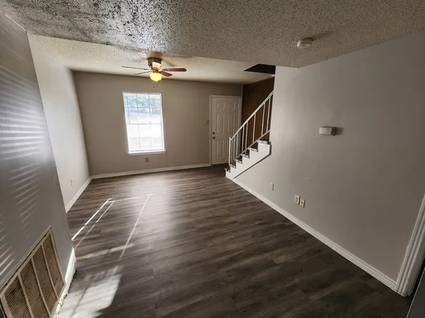 Bristol Manor Townhomes