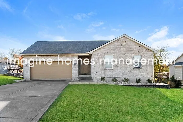 3 bed, 2.0 bath, 1332 sqft, $2,195 — Photo 1
