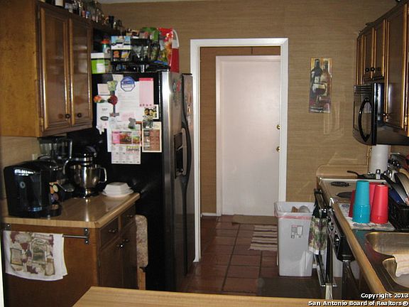4th image of 9230 9232 Rustlers Creek