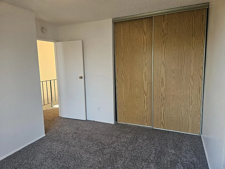 The Brigadoon 4210 NE Cully Blvd — Photo 34