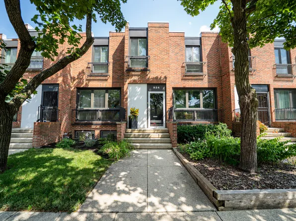 934 E 55th St, Chicago, IL 60615