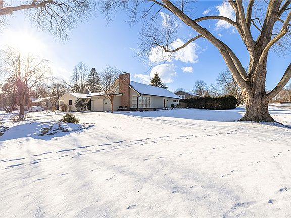 4th image of 787 Corwin Rd