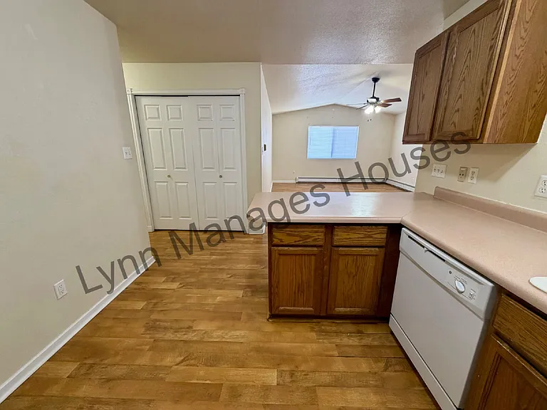 1210 Cleveland Ave #1 — Photo 5