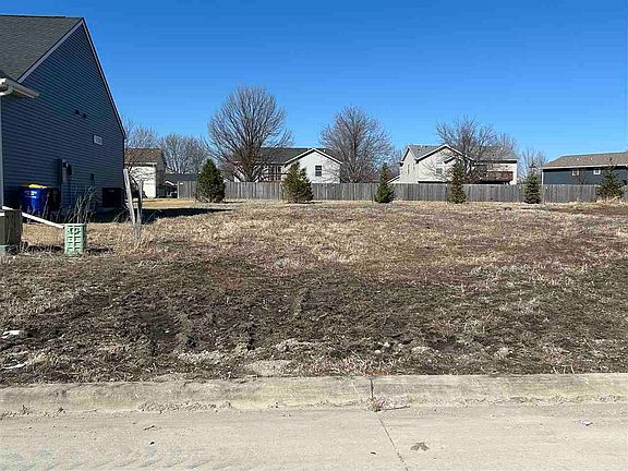 3rd image of 1270 Priscilla Ct Lot 16