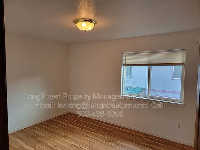 3121 NE Flintlock Pl — Photo 11