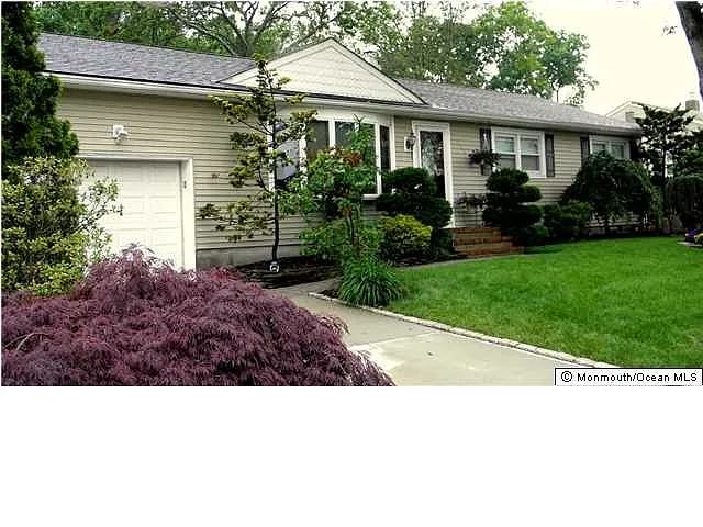 211 Veronica Dr photo 1
