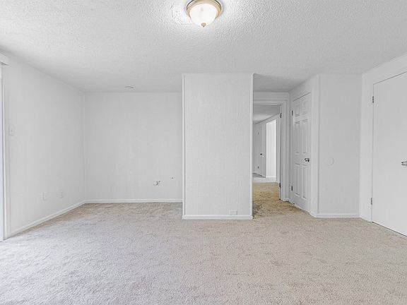 3rd image of 5718 Woodbourne Ct