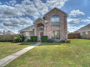1412 Knob Hill Dr, Desoto, TX 75115