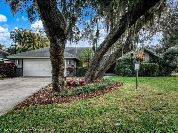 105 Watersedge Ln, Lake Placid, FL 33852