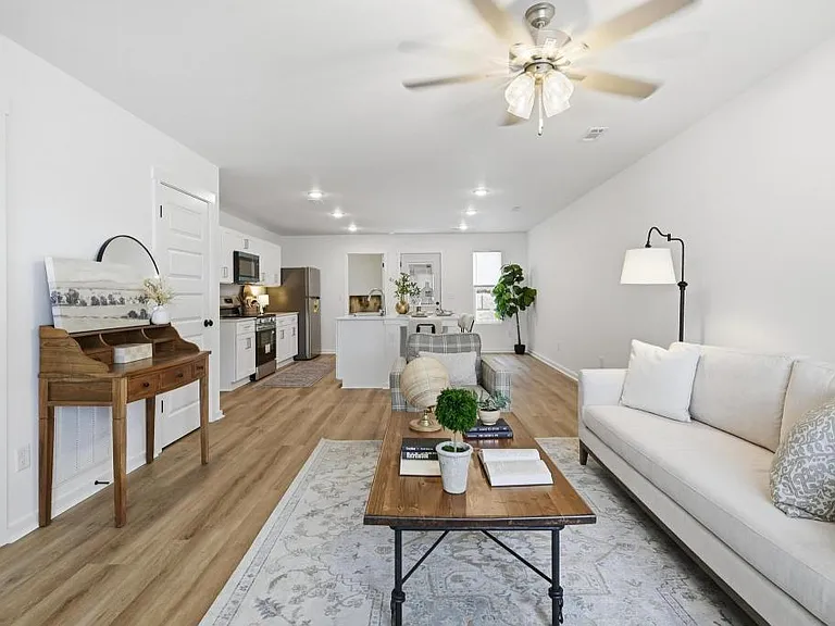 119 Eagle Edge — Photo 2