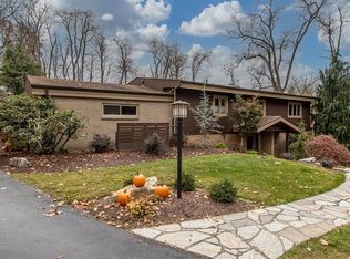 106 Robinhood Ln, Mc Murray, PA 15317