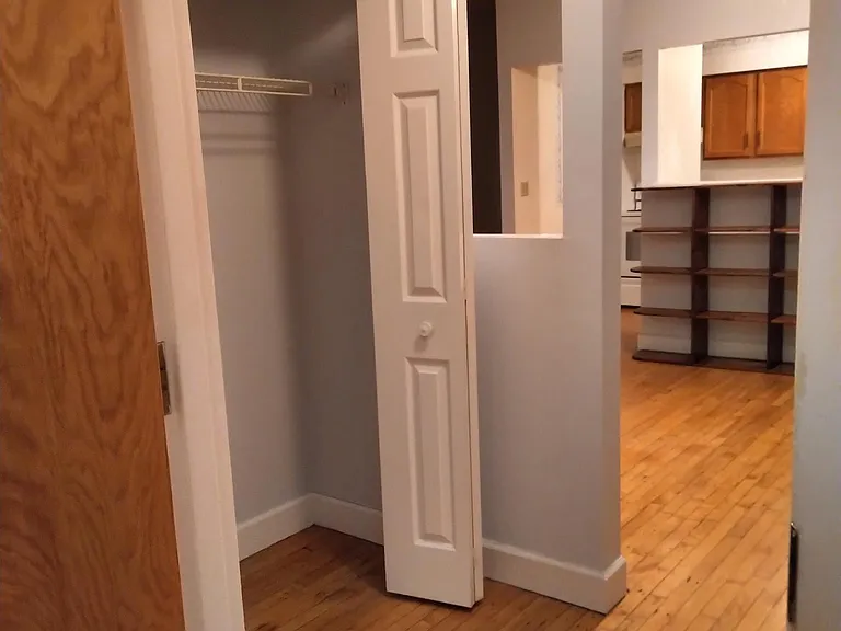 917 Madison St #109 — Photo 14
