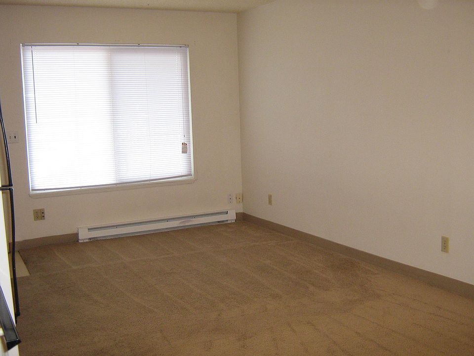 Building Photo 4