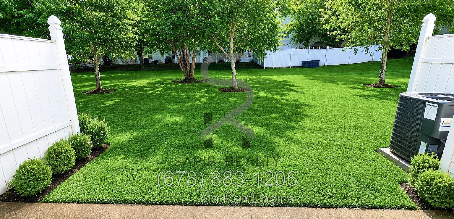 3 bed, 2.5 bath, 1348 sqft, $1,675 — Photo 4