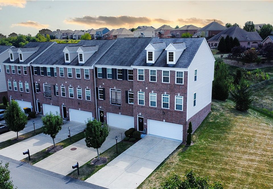 1st image of 551 Gala Dr