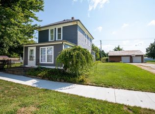 203 S Main St, Bourbon, IN 46504