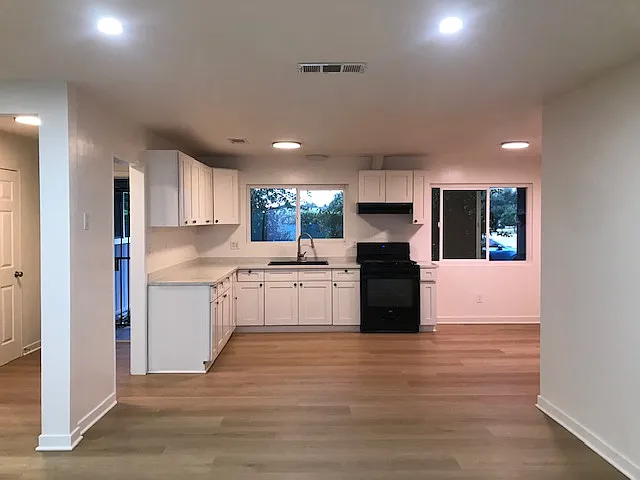 13408 Glenoaks Blvd — Photo 26
