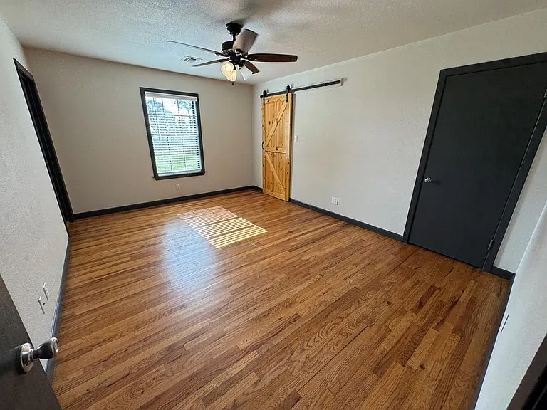 2078 Lower Crabapple Rd — Photo 22