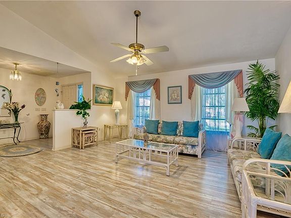 4th image of 4336 SW 1st Pl
