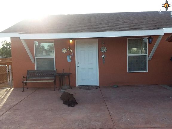 2nd image of 211 S Olive St