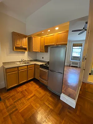 Rented by Oxford Property Group | media 16