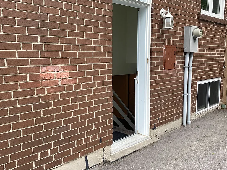 17 Gailong Ct #BASEMENT — Photo 29