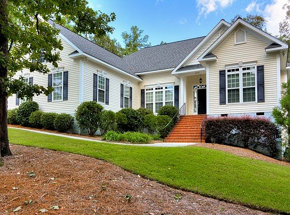 2nd image of 2070 Beaver Creek Ln