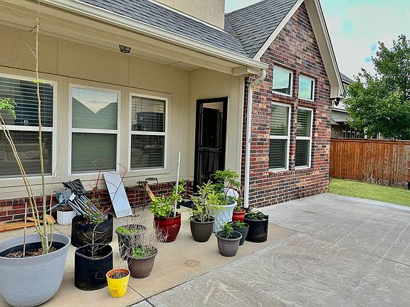 Back patio with extra concrete flooring