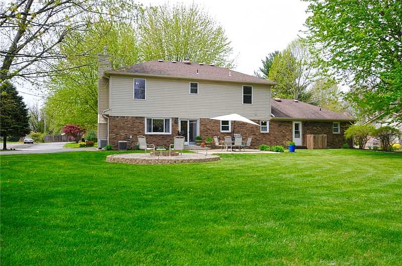 2nd image of 1735 Ramsey Ln