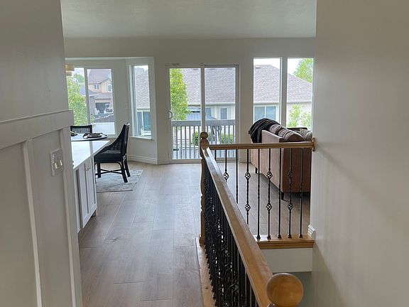3rd image of 4105 E Comanche St