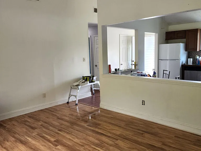 3829 Niagara Dr — Photo 4