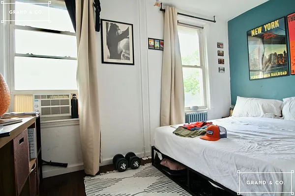 Rented by Grand & Co. | media 31