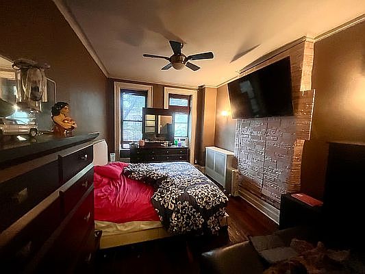 3rd image of 516 56th St Floor 2
