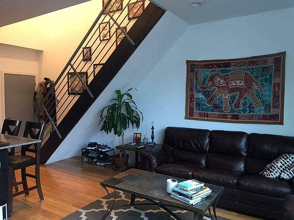 4th image of 457 E Girard Ave #1F