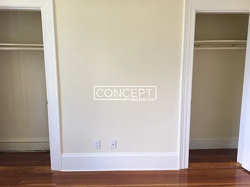 1463 Beacon St Photo 1