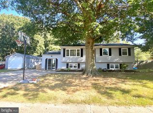 13 Musket Ln, Pennsville, NJ 08070