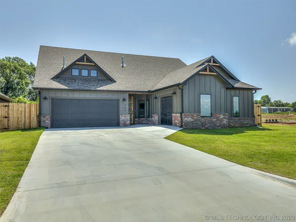 785 Reagan Ave, Kellyville, OK 74039