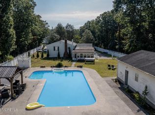 109 Cates Rd, Egg Harbor Township, NJ 08234