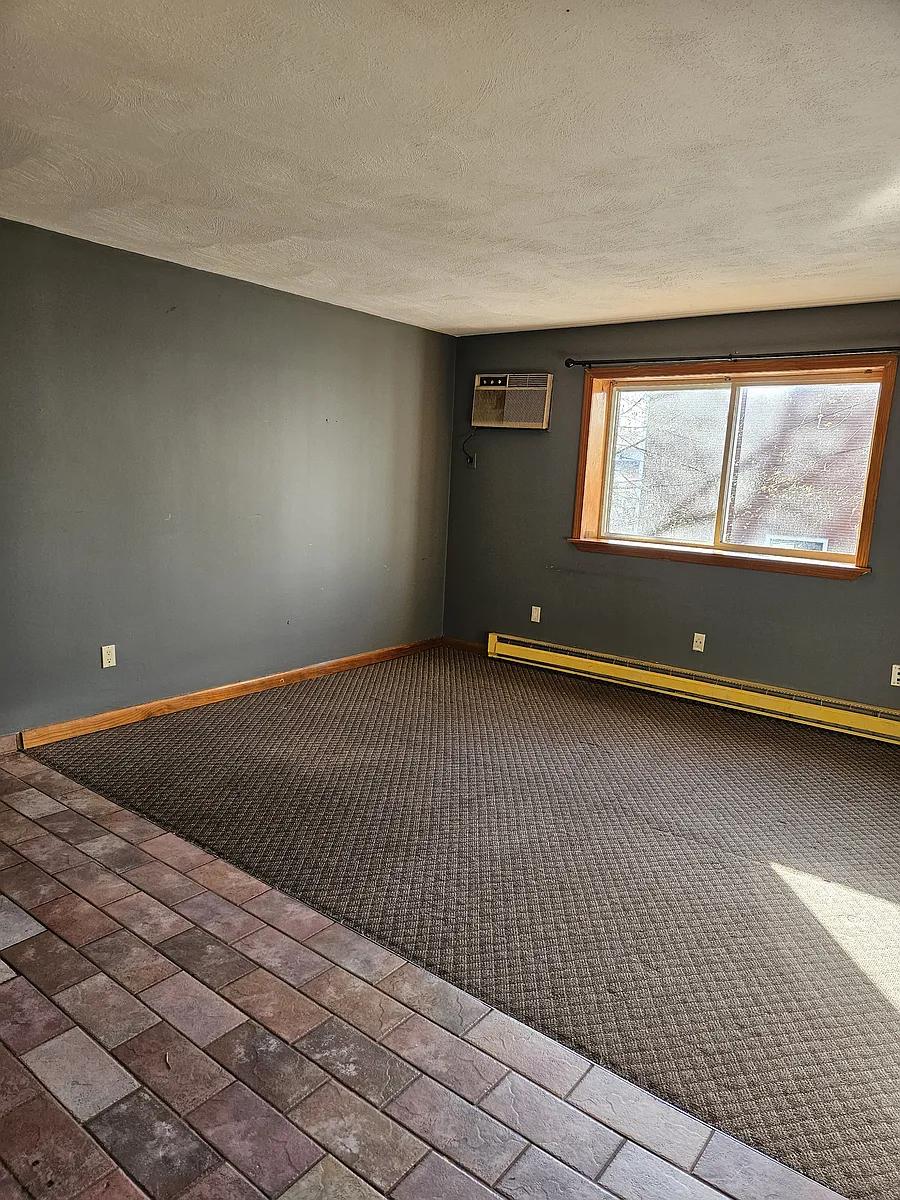 Building Photo - 27 Gordon St #205