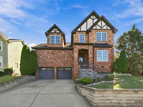 605 Nevins Pl, Nolensville, TN 37135