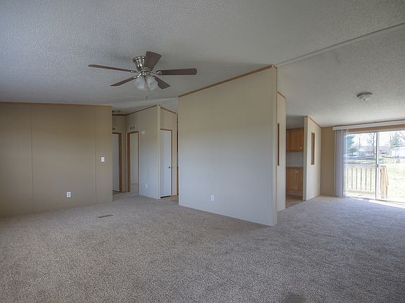 5th image of 331 Polksville Rd