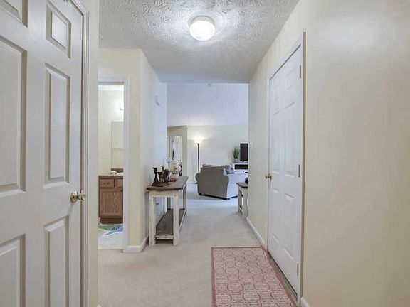 2nd image of 5267 Blue Star Dr
