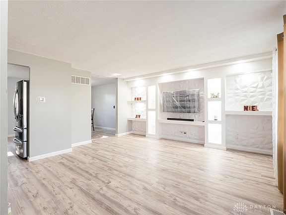 3rd image of 3221 Paprika Ct