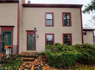 43 Hudson Commons Dr, Hudson, OH 44236