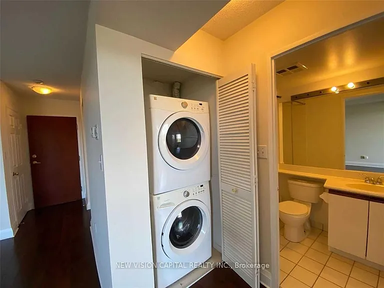 18 Hillcrest Ave #803 — Photo 6