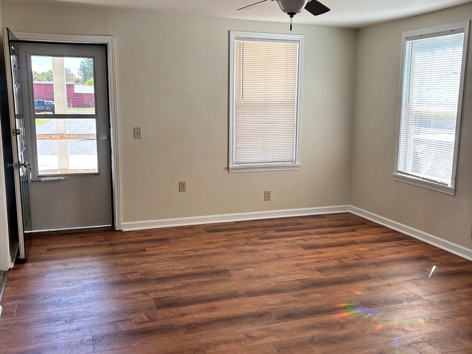2 bed, 1008 sqft, $1,375 — Photo 1