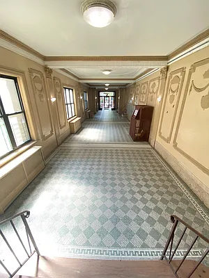 Rented by Lang Realty LLC | media 9